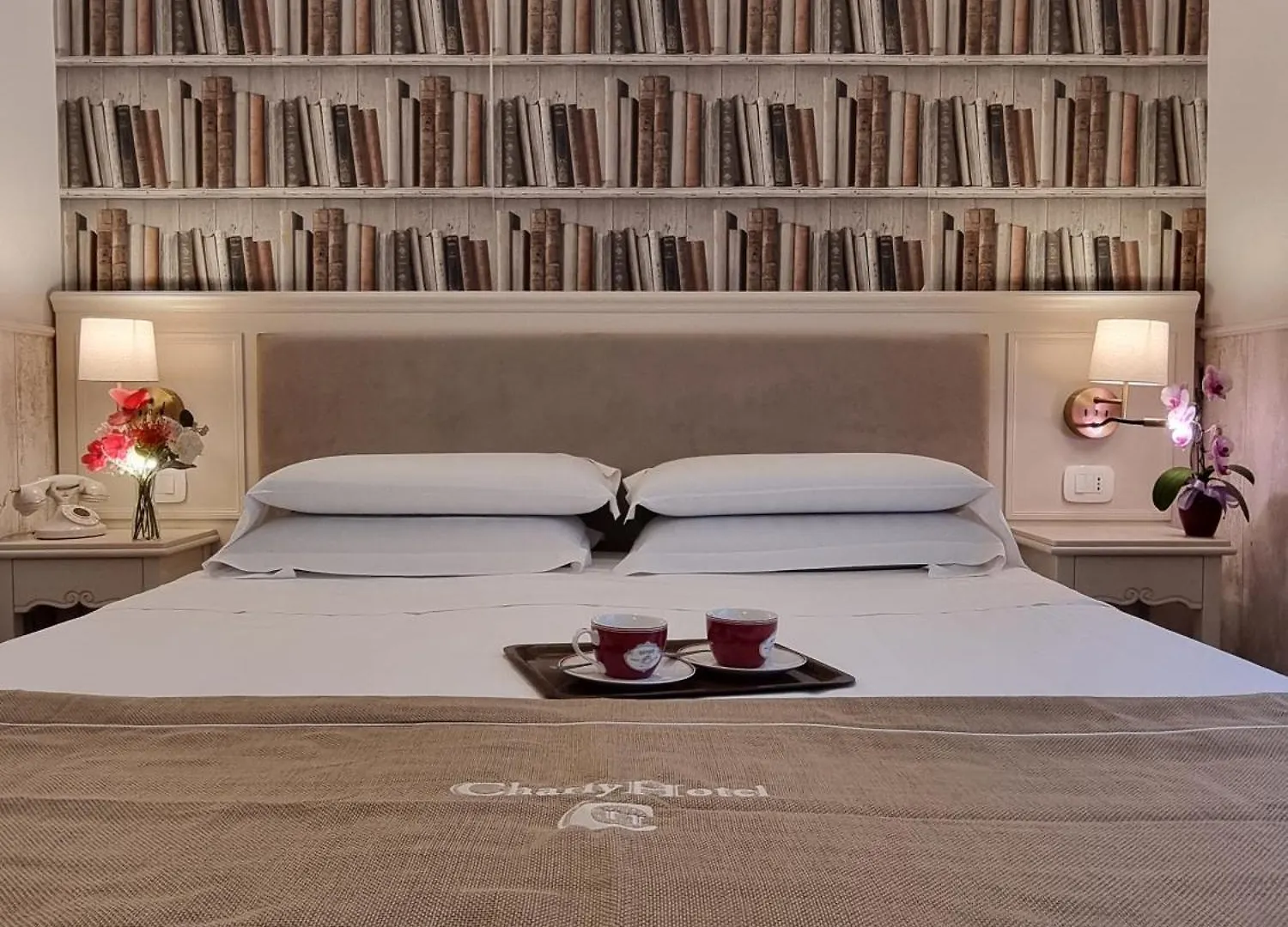 Hotel Charly