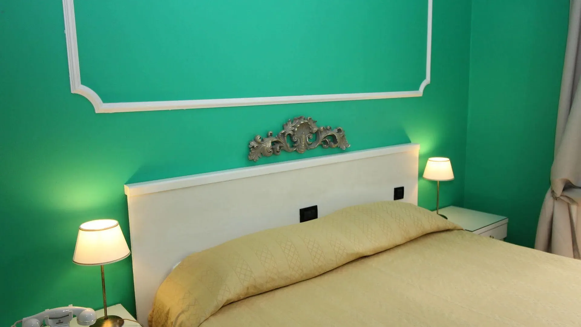Hotel Charly  Milan