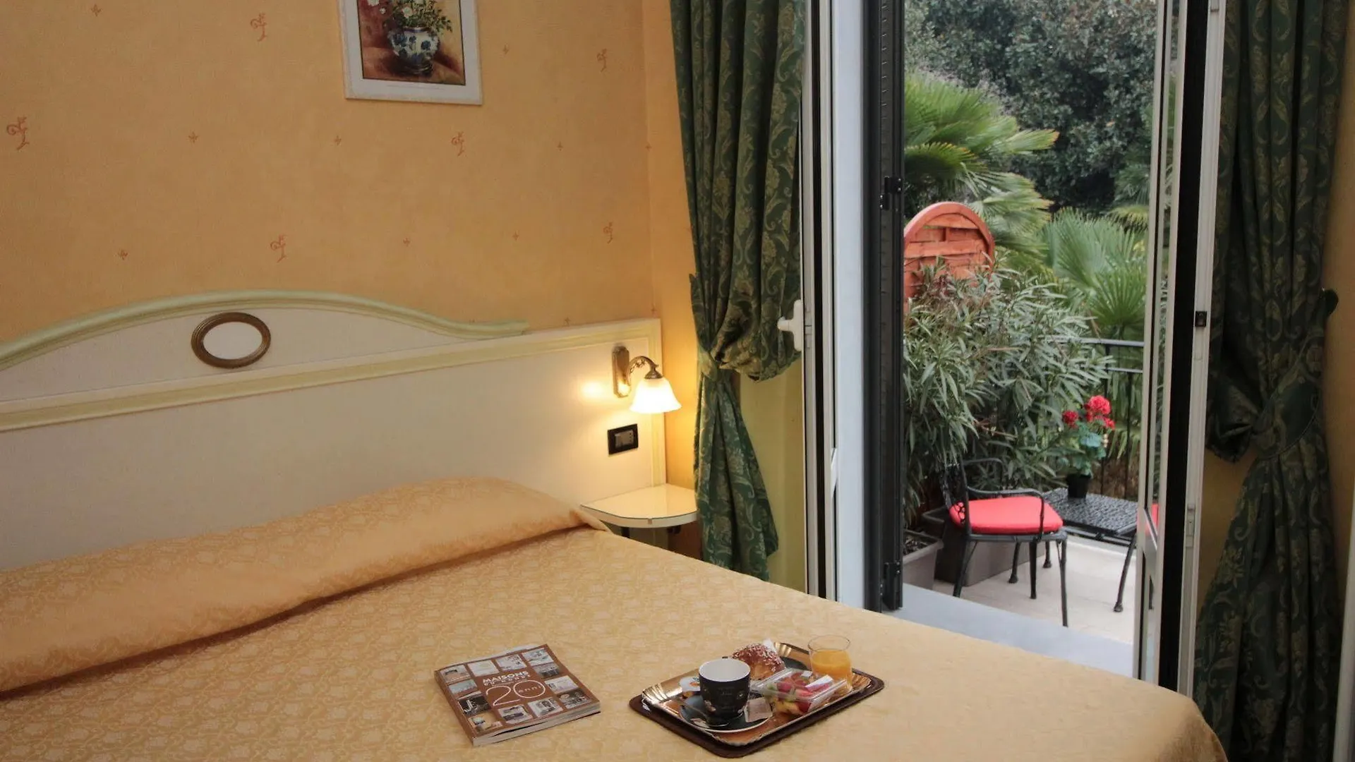 Hotel Charly Milão