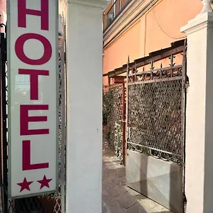 2* Ξενοδοχείο Mercurio