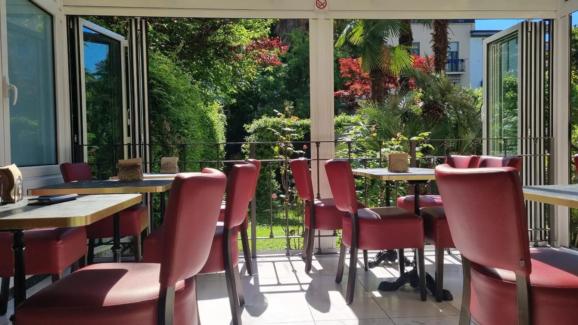 Hotel Charly Mediolan