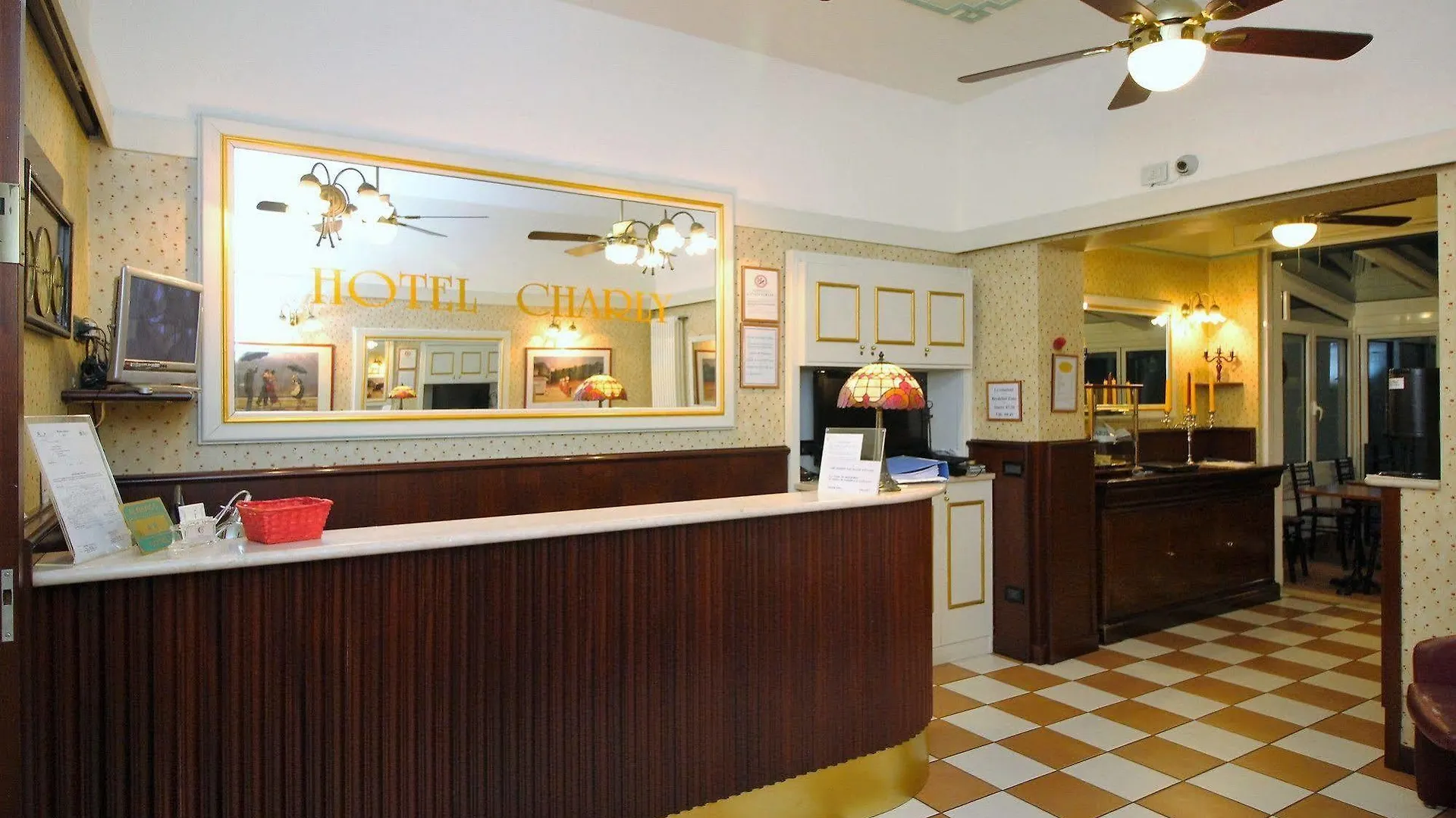 Hotel Charly Mediolan